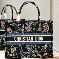 Christian Dior Shopping Bags